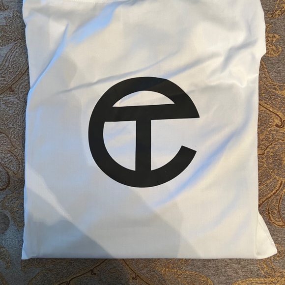 TELFAR CAMEL COLOR BAG - Picture 2 of 4